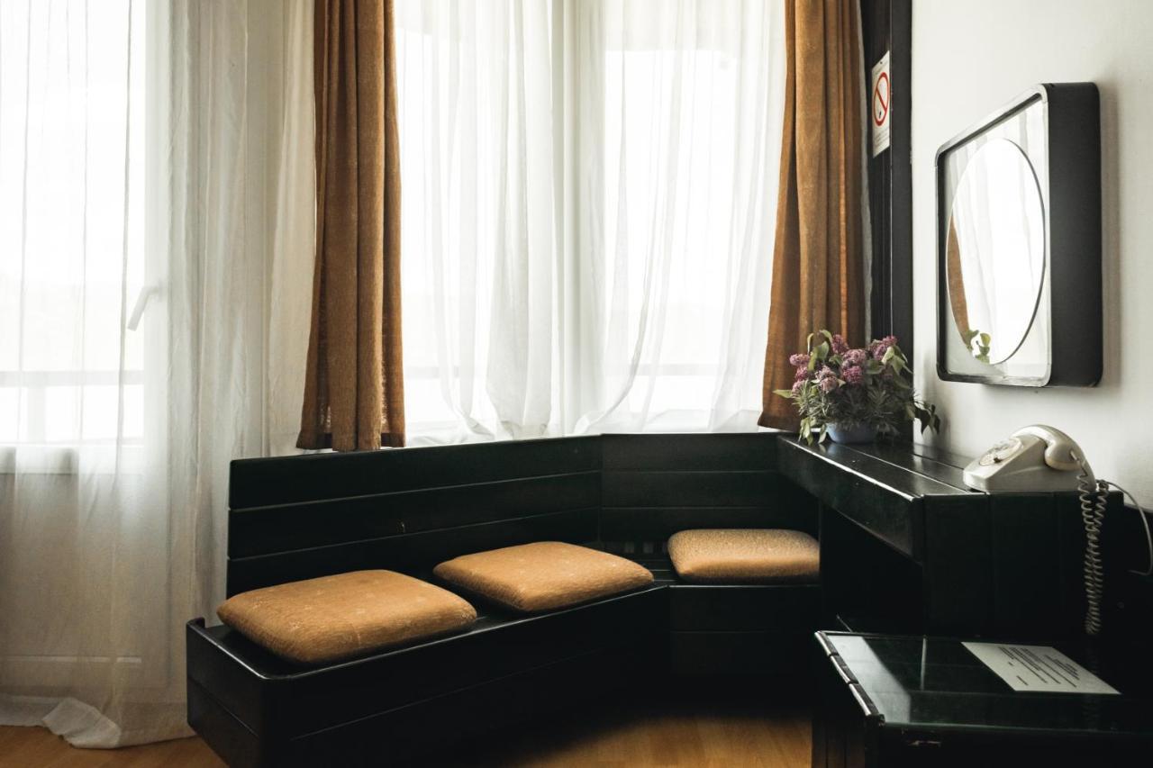 Hotel Lepenski Vir โดนยี มิลาโนวัซ ภายนอก รูปภาพ
