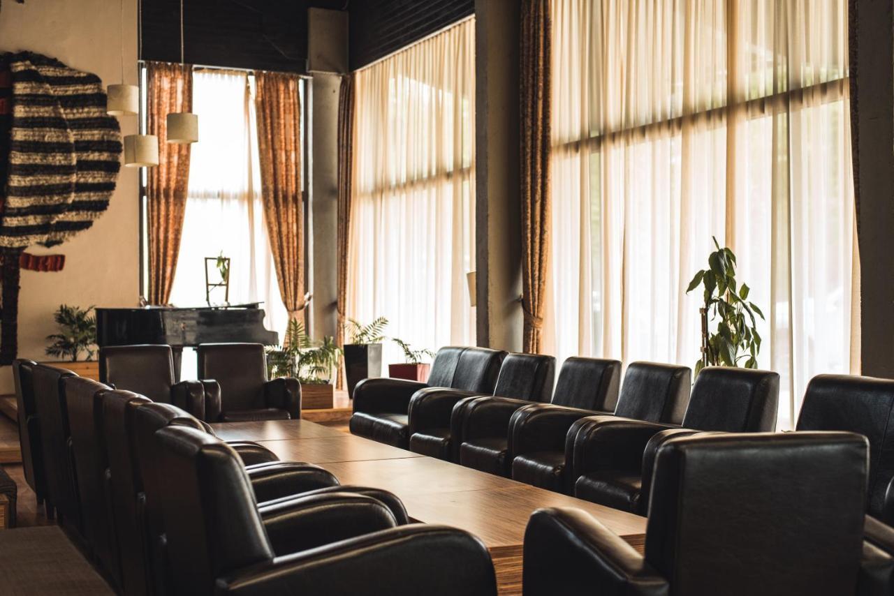 Hotel Lepenski Vir โดนยี มิลาโนวัซ ภายนอก รูปภาพ